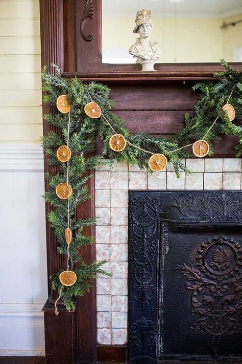 December Decor, Garland Ornaments, Orange Christmas, Natural Christmas, Boho Christmas, Farm Style, Victorian Christmas, Orange Slices, Christmas Aesthetic