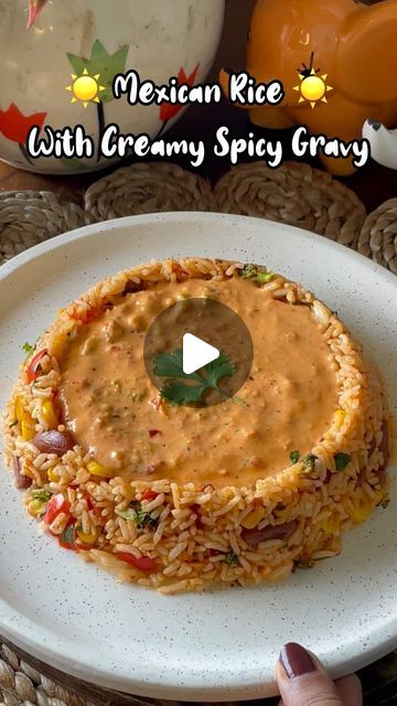 TraveliciousBites on Instagram: "Delicious Mexican Rice with Creamy and Savory Sauce 😍✨  Ingredients: - 2 tsp of butter - Chopped veggies (red bell pepper, yellow bell pepper, broccoli, sweetcorn) - 1/4th cup overnight soaked rajma  - 2 tsp of oregano - 2 tsp of salt - 1 teaspoon of pizza sauce - 1/2 teaspoon of chili powder - Boiled rice - 2 tsp of chili flakes - Tomato purée - Schezwan chutney - Amul cream - Slice of cheese  Instructions: 1. In a pan, add 1 teaspoon of butter. 2. Add red and yellow bell peppers, broccoli, sweetcorn, and soaked rajma. 3. Cook for 5-8 minutes until veggies are crunchy. 4. Add oregano, salt, chilli flakes, and chili powder. Mix well. 5. Add boiled rice , coriander , lemon juice and cook for another 2 minutes. Mexican rice is ready. 6. In another pan, add 1 Creamy Mexican Rice, Rajma Rice Recipe, Red And Yellow Bell Pepper Recipes, Veg Rice Recipes Indian, Veg Dinner Recipes Indian, Simple Rice Recipes, Spicy Mexican Rice, Rice With Veggies, Veg Dinner Recipes