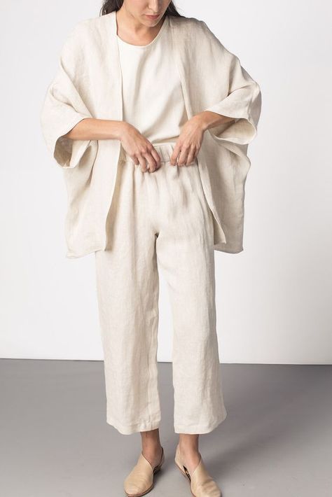 Tunik Linen, Indie Outfits Summer, Minimal Stil, Minimalist Moda, Mode Kimono, Mode Abaya, Linen Fashion, Looks Street Style, Minimal Chic