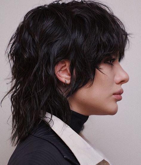 30 Stylish Androgynous, Gender-Neutral and Non-Binary Haircuts for 2023 Gender Neutral Hairstyles Long, Gender Neutral Long Hair, Short Spunky Hairstyles For Women, Kristen Stewart Mullet, Long Androgynous Hair, Short Shag Haircuts For Thick Hair, Rock Mullet, Non Binary Haircuts Long, Androgynous Long Hair