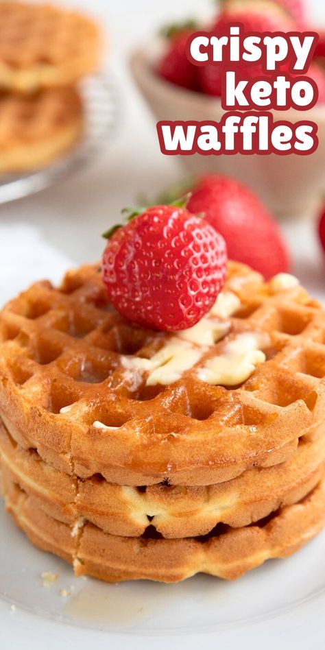 Brunch is not complete without a stack of these crispy Keto Waffles. They have the perfect texture and a lightly sweet flavor. And only 4.2g net carbs per serving! Best Keto Waffles, Sugar Free Nutella, Keto Waffles, Low Carb Milk, Dessert Waffles, Crispy Waffle, Waffles Recipe, Thm Desserts, Lchf Recipes