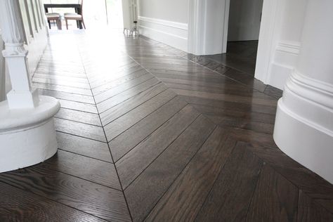 Photo-16-04-2015-18-47-04 Chevron Flooring, Chevron Parquet, Herringbone Hardwood Floors, Herringbone Laminate Flooring, Laminate Flooring Colors, Oak Timber Flooring, Flooring Designs, Engineered Timber Flooring, Hardwood Floor Colors