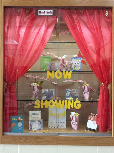 Middle School Display Case Ideas, Display Case Ideas For School, Library Display Case Ideas, Band Marketing, School Display Case Ideas, September Library Book Displays, School Library New Books Display, Library Holiday Displays, Bookflix Library Display