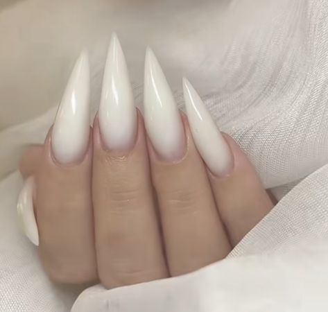 White Stiletto Nails, Junk Nails, Lilac Nails, Stiletto Nail Art, Claw Nails, Happy Nails, Pretty Gel Nails, Prom Nails, Nail Art Inspiration