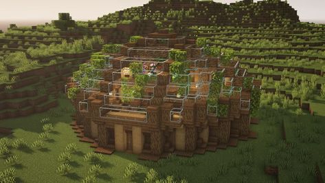 Minecraft Mystical Agriculture, Honey Build Minecraft, Cute Minecraft Bee Farm, Aesthetic Iron Farm Minecraft, Mc Bee Farm, Minecraft Bee Apiary, Minecraft Bamboo Farm Design, Sniffer Farm Minecraft, Bee Sanctuary Minecraft Build