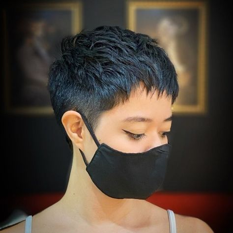 Extra-Short Undercut Pixie Pixies Haircut, Edgy Short Haircuts, Super Short Haircuts, Short Undercut, Edgy Pixie Haircuts, Short Dark Hair, Hair Adviser, Cute Short Haircuts, Short Hair Pixie Cuts