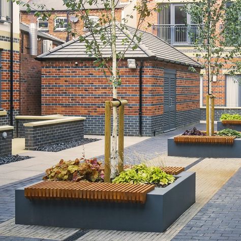 Bench Planter, Storage Benches, Pool Landscape Design, Park Landscape, Brick Architecture, Green City, Street Furniture, Large Planters, Roof Garden