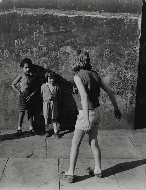 Roger Mayne  Southam Street, North Kensington, London, 1957 Roger Mayne, North Kensington, People Street, Uk Cities, London Neighborhoods, London History, Uk City, Kensington London, Street Life