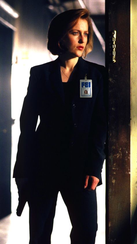 Gillian Anderson The X Files, The X Files Scully, Gillian Anderson X Files, Dana Scully Wallpaper, X Files Wallpaper Iphone, Dana Scully Icons, Dana Scully Outfit, Dana Scully Aesthetic, Xfiles Aesthetic