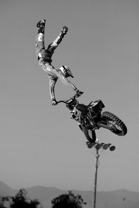 Freestyle Motocross, Motor Cross, Motocross Love, Cool Dirt Bikes, Motorcross Bike, Dirt Biking, Moto Cross, Dirt Bikes, T B