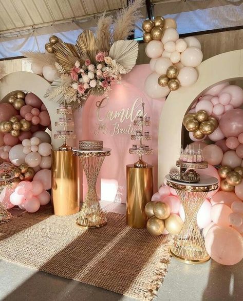 Sweet 16 Venues, Debut Theme Ideas, 15th Birthday Decorations, Sweet 16 Party Themes, Rose Gold Quinceanera, Sweet 15 Party Ideas, Sweet 16 Party Decorations, Quinceanera Pink, Pink Sweet 16