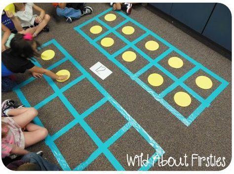 Giant ten frames fun! Because sometimes bigger things are more fun to work with! Math Night, Eureka Math, Math Number Sense, Prek Math, Math Intervention, Singapore Math, Ten Frames, Ten Frame, Math Workshop