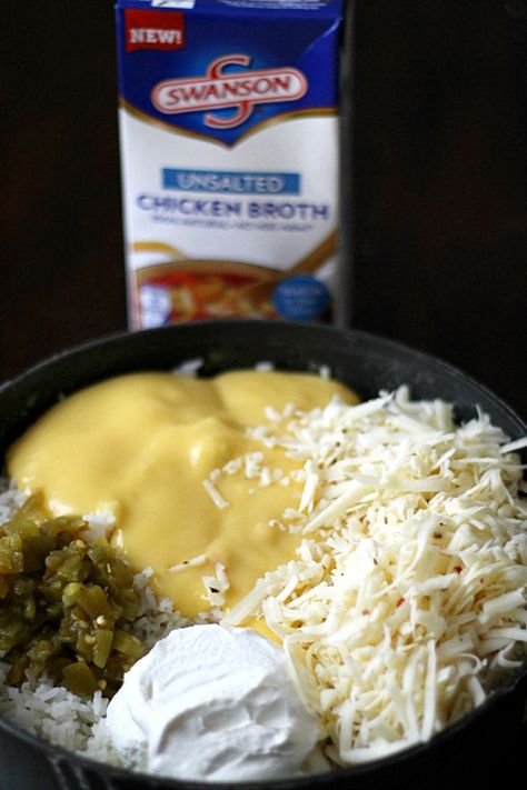 Sour Cream Rice Bake, Sour Cream Rice, Spicy Sour Cream, Creamed Rice, Rice Bake, Mexican Rice Recipes, Cheese Rice, Potluck Recipes, Pepper Jack