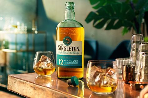 Singleton Whisky Photography, Singleton Whisky, Alcohol Ads, Spirit Photography, 3d Coffee, Whisky Cocktails, Colorful Drinks, Pear Juice, Mint Sprig