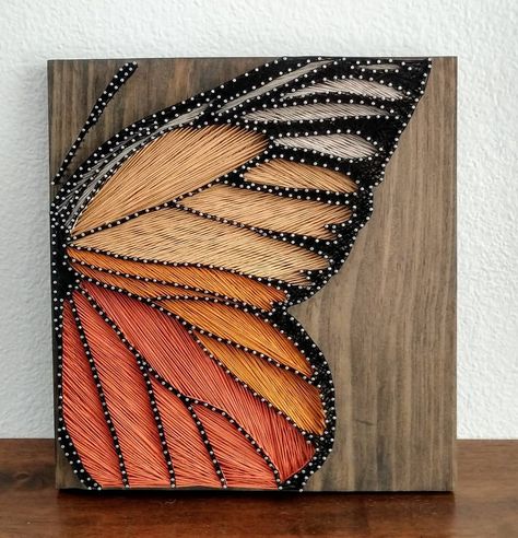 Yarn Ideas Diy Room Decor, Nail And Thread Art Pattern, Wood And Nails Crafts, Thread Work On Canvas, Wall String Art, Thread Art On Wood, Nail And String Art Patterns, Nail Thread Art, Fun Diy Crafts For Adults