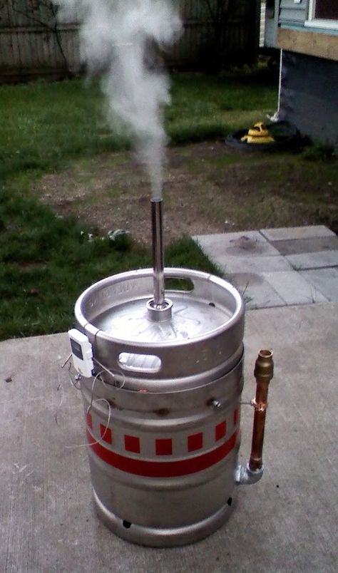 *Beer Keg BBQ Grill* - Page 5 - The BBQ BRETHREN FORUMS. Beer Barrel Ideas, Beer Keg Ideas, Uds Smoker, Backyard Bbq Pit, Smoker Ideas, Molecular Gastronomy Recipes, Barrel Bbq, Barrel Smoker, Drum Smoker