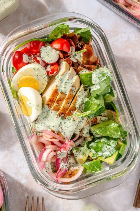 Green Goddess Cobb Salad, Healthy Cobb Salad, April Meals, Goddess Salad Dressing, Green Goddess Salad Recipe, Wild Diet, Cobb Salad Ingredients, Meal Prep For Work, Green Goddess Salad Dressing