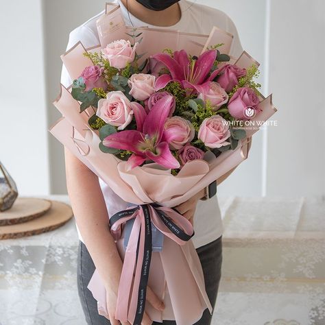 Express your love in the most heartfelt way. Customise a bouquet that speaks to her heart! 💖 12th Birthday Cake, Birthday Flowers Bouquet, Flower Bouquet Diy, Online Florist, Lily Bouquet, Boquette Flowers, Flower Gift Ideas, Flowers Bouquet Gift, Ipoh