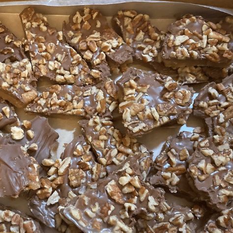 Traditional English Toffee (Buttercrunch Toffee) - Out of the Box Baking English Toffee Coffee Recipe, Buttercrunch Toffee, English Toffee Recipe, Christmas Bakes, Toffee Recipe, English Toffee, Festive Cookies, Chocolate Nuts, 2024 Christmas