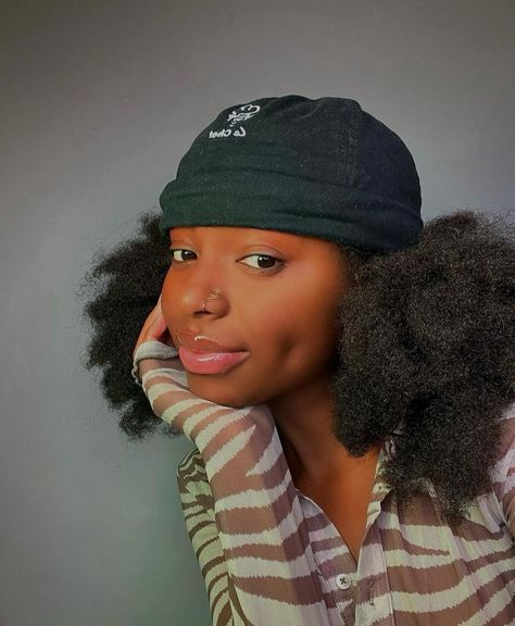 Beanie Hairstyles Natural Hair, Natural Hair With Beanie, Hair With Beanie, Beanie Hairstyles, Portrait Practice, Beanie Style, Queen Hair, Work Hairstyles, Power Dressing