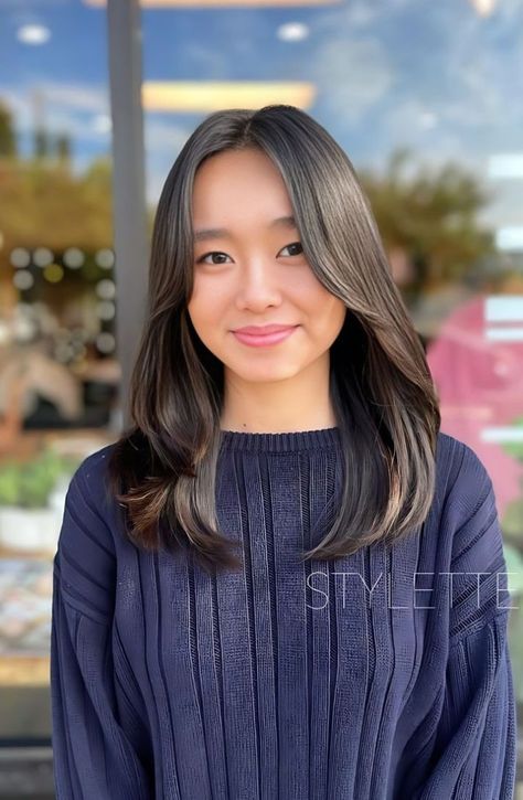 Whether you're looking for short or long Asian layered hair ideas, we've got plenty of inspo pics to help you find a perfect style. #women #hairstyle #asian Asian Long Haircut, Asian Haircut Medium Layered, Asian Layered Hair, Trendy Womens Haircuts, Layered Hair Ideas, Hairstyle Asian, Easy Short Haircuts, Traditional Hairstyle, Roll Hairstyle