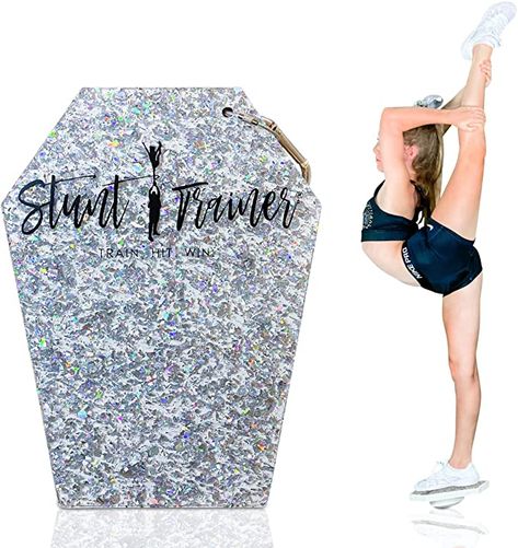 Cheerleading Flyer, Cheerleading Workout, Cheer Flyer, Cheer Athletic, Cheer Extreme, Cheerleading Stunt, Cheer Bag, Gymnastics Competition, Strength And Conditioning