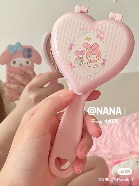 My Melody Merchandise, My Melody Hair Brush, My Melody Hair Clip, Sanrio Makeup Brushes, My Melody Travel Bag, Hello Kitty Decorations, Neon Room, Amazing Halloween Makeup, Amazon Buy