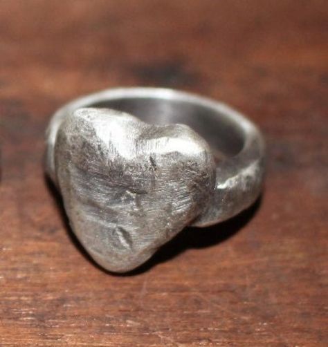 Handmade 925 sterling silver distressed heart ring. Hammered and oxidised with a satin finish. The heart is approximately 18mm x 18mm.  3 sizes available. P, Q, R1/2.  All the rings are cast from the same piece, but because of the method used each ring will have it's own individual markings. Approx weight from 16g - 20g. Hallmarked. Finish The Heart, Handmade Silver Rings, Art Clay Silver, Nail Jewels, Handmade Silver Ring, Ring Heart, Gold And Silver Rings, Dope Jewelry, Casting Jewelry