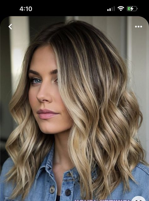 Bronze Shoulder Length Hair, To The Root Balayage, Balayage Ombre Hair Blonde, Blonde Ombre Shoulder Length Hair, Medium Brown Roots Blonde Ends, Bronde Long Bob Balayage, Transitional Blonde Hair, Balayage Blonde Medium Length, Medium Dark Blonde Hair With Highlights