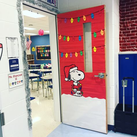 Peanuts Classroom Door, Snoopy Office Decor, Winter Door Display, Snoopy Christmas Classroom Door, Peanuts Christmas Door Decoration, Diy Snoopy Christmas Decorations, Peanuts Door Decoration Christmas, Christmas Vacation Classroom Door, Charlie Brown Classroom Door