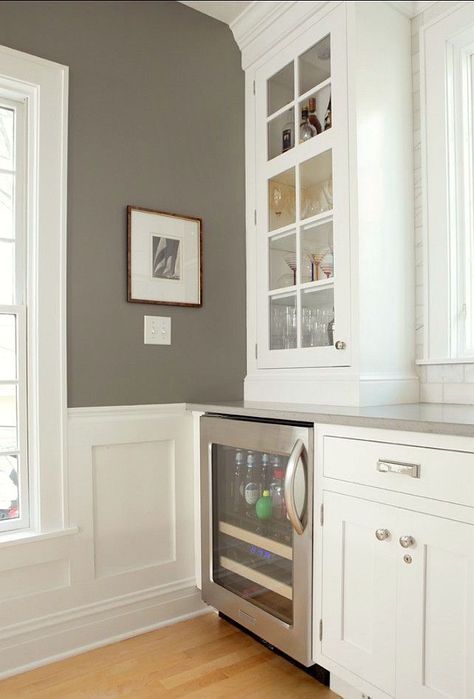 Benjamin Moore Chelsea Gray, Toronto Interior Design, Gray Painted Walls, Interior Paint Colors Schemes, Taupe Walls, Chelsea Gray, Houston Interior Designers, Small Family Room, Grey Dining Room