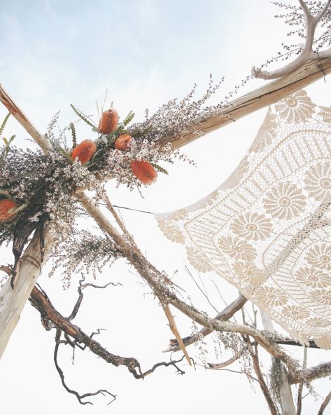 Desert Ceremony, California Desert Wedding, Backyard Boho, Boho Wedding Ideas, Feather Bouquet, Wedding Arbor, Joshua Tree Wedding, California Desert, Bohemian Bridal