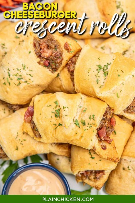 Bacon Cheeseburger Crescent Rolls - These little bites of heaven are filled with seasoned ground beef, crispy bacon, and gooey Velveeta cheese, all wrapped up in flaky crescent dough. Perfect for a quick weeknight dinner or as a crowd-pleasing appetizer for your next gathering. Dive into cheesy, savory goodness that'll have everyone asking for seconds! Cream Cheese Sausage Balls, Cream Cheese Pinwheels, Tailgate Snacks, Crowd Pleasing Appetizers, Plain Chicken, Crescent Roll Recipes, Velveeta Cheese, Crescent Dough, Grilled Burgers