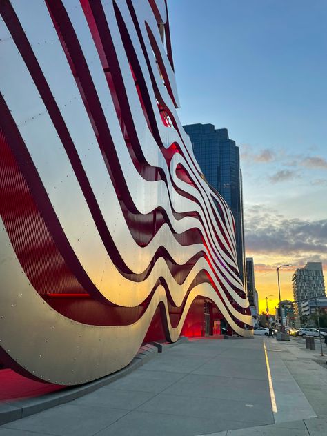 Petersen Automotive Museum, Los Angeles, LA, California, museum, car museum, sunset, Los Angeles California, downtown LA, things to do in LA, tourist, Los Angeles activities, red, cool museum, cool buildings, architecture Petersen Automotive Museum, Los Angeles Landmarks, Downtown Los Angeles Aesthetic, Sunset Los Angeles, La Things To Do, Venice Los Angeles, City View Night, Museum Los Angeles, La Summer