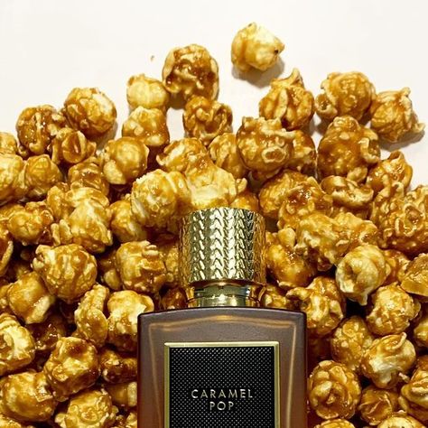 Aidan ✨ on Instagram: "Caramel Pop by @vivamorparfums 🍿  Vivamor is the sister company for @navitusparfums and have amazing fragrances created by some of the best perfumers in the world. Caramel Pop was created by Master Perfumer Sidonie Lancesseur and is a fun fragrance centered around a caramelized popcorn accord. Y’all this fragrance completely blew me away and has had me in a chokehold the last few days. It’s fun but there’s also a refinement that brings some sophistication to it - it’s fantastic.  You get hit with a big dose of the caramelized popcorn right when it opens. It’s very sweet and rich but there’s a lightness to it. The caramelized popcorn gives the fragrance a lot of warmth as well. I pick up a slight touch of salt (from the popcorn) and also a little bit of spice. The sp Smell Like Caramel, Caramelized Popcorn, Vanilla Bourbon, Sweet Popcorn, Roasted Chestnuts, Madagascar Vanilla, Niche Perfume, Caramel Popcorn, Flatlay Styling