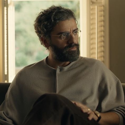 Oscar Isaac Ex Machina, Isaac Oscar, Jonathan Levy, Scenes From A Marriage, World Of Chaos, Pretty Brown Eyes, Float Like A Butterfly, Wavy Hair Men, Oscar Isaac