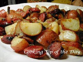 Cooking Tip of the Day: Oven Roasted Potatoes Onions and Kielbasa Kielbasa Dinner, Kielbasa Potatoes, Roasted Potatoes And Onions, Kielbasa Recipe, Kielbasa And Potatoes, Vidalia Onion, Kielbasa Recipes, Oven Roasted Potatoes, Potatoes Onions