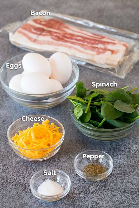 This recipe for breakfast egg muffins is an easy grab and go option for busy mornings. Egg muffins are loaded with bacon, cheddar cheese and spinach, and are packed with plenty of protein! Small Meatloaf, Muffin Eggs, Eggs Muffins, Spinach Bites, Cheese Muffin, Bacon Egg Muffins, Sunday Cooking, Breakfast Egg Muffins, Bacon Muffins