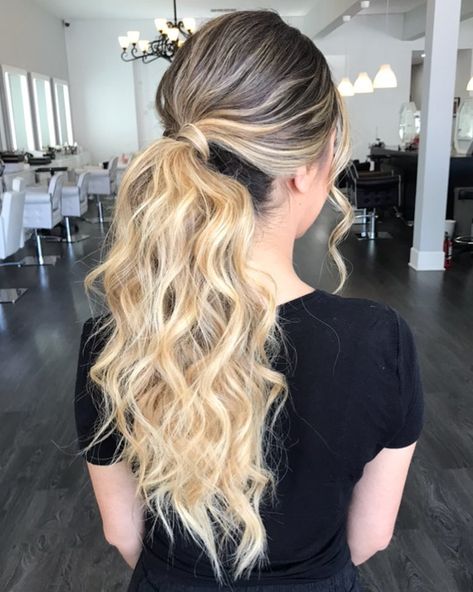 Crimped Ponytail, Ponytail Curls, Textured Ponytail, Curled Ponytail, Pony Hairstyles, High Ponytail Hairstyles, Ponytail Updo, Formal Hair, Tight Curls