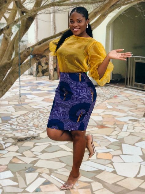 Organza Top And Ankara Skirt, Ankara Skirts Designs, Ankara Skirt Styles Classy, Simple Skirt And Blouse, Traditional Skirt And Top, Ankara Top And Skirt, Skirt And Top Outfits, Skirt And Trousers, Organza Tops