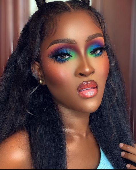 Orange And Pink Makeup Looks Black Women, Carribean Makeup Look, Carnival Makeup Black Women, Colorful Makeup Looks Black Women, Dramatic Eye Makeup Black Women, Vibrant Eye Makeup, Multicolor Eyeshadow Looks, Vibrant Eyeshadow Looks, Carnaval Makeup Ideas