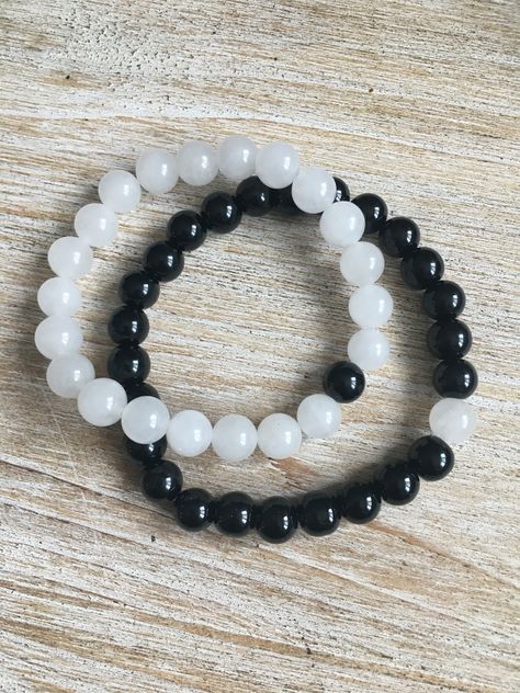 Promise Bracelet For Him, Matching Bracelets For Friends, Friends Beads Bracelets, Beads Bracelets For Friends, Friend Ship Braslets, Couple Bracelet Beads, Beaded Matching Bracelets, Bf And Gf Matching Bracelets Diy, Cute Matching Bracelets For Couples Diy