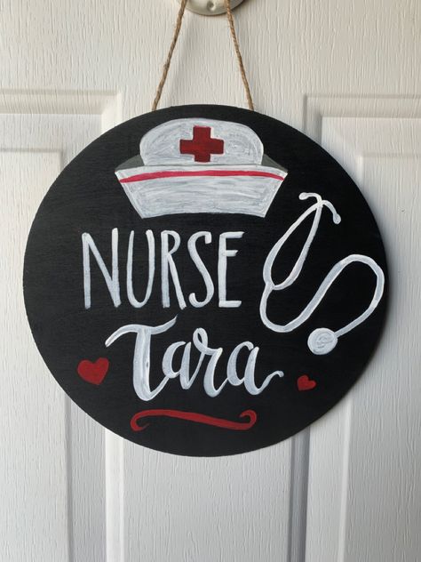 Nurse Door Hanger, School Nurse Sign, Nurse Signs, Nurse Door Hangers, Cute Art Ideas, Nurse Party, Nurse Appreciation Week, Nurses Station, Nurse Aesthetic