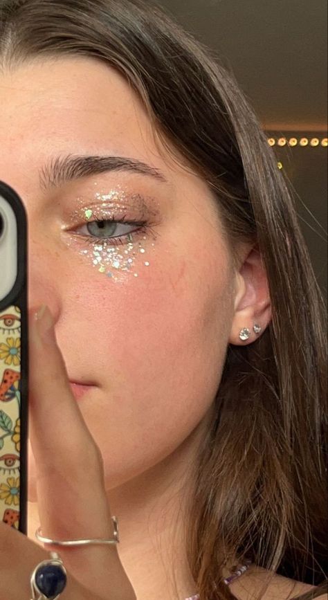 Prom Glittery Makeup, Starcatcher Tour Outfit Ideas, Glitter On The Face, Only Glitter Eye Makeup, Sparkles Eye Makeup, Glitter Makeup Under Eye, Evermore Eye Makeup, Sparkly Concert Makeup, Starcatcher Outfit Ideas