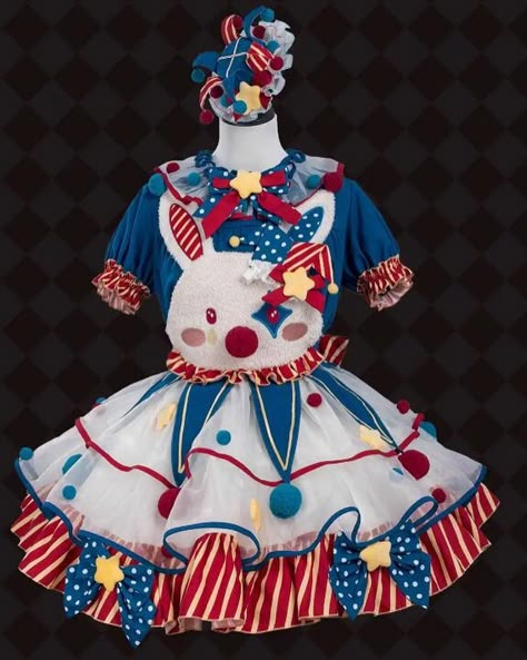 Clowncore Fashion, Clowncore Outfit, Clowncore Aesthetic, Clown Dress, Circus Outfits, Clown Clothes, Silly Clothes, Cute Clown, Lolita Outfits