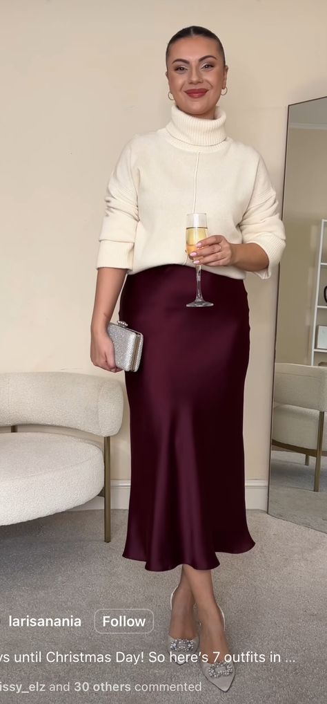 Maroon Skirt Outfit, Satin Skirt Outfit Classy, Burgundy Skirt Outfit, Silk Skirt Outfit, Satin Skirt Outfit, Maroon Skirt, Rok Outfit, Burgundy Outfit, Burgundy Skirt