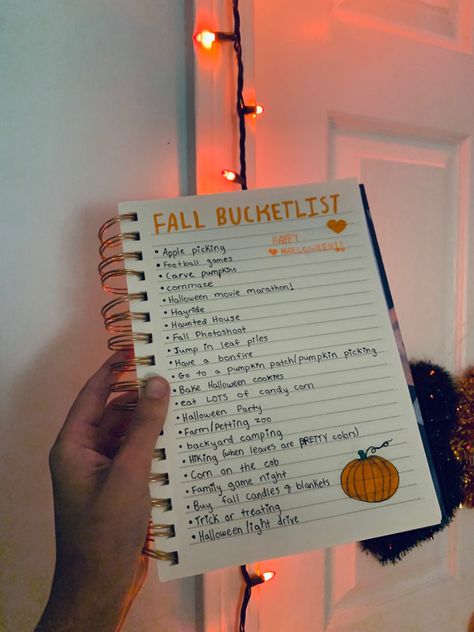 How To Make It Feel Like Fall, Preppy List Ideas On Paper, Fall/halloween Bucket List, Halloween Stay At Home Ideas, Halloween Things To Do At Home, Halloween To Do, Halloween Stuff To Do, Autumn Bucket List Aesthetic, Fall To Do