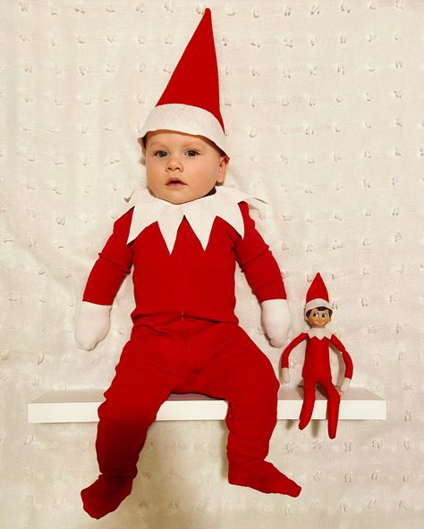 Elf On Shelf Baby Pics, Baby As Elf On The Shelf, Elves Photoshoot, Elf Babies On The Shelf, Elf On The Shelf Baby Photoshoot, Elf On The Shelf Photoshoot, Baby Elf On The Shelf Pictures, Baby Elf On The Shelf, Baby Elf Costume