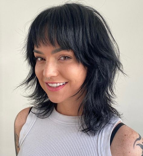 Black Wolf Cut, Jellyfish Haircut, Long Hair Older Women, Bob Hairstyle Ideas, Long Fine Hair, Medium Shaggy Hairstyles, Shaggy Bob Hairstyles, Trendy Bob, Easy Care Hairstyles