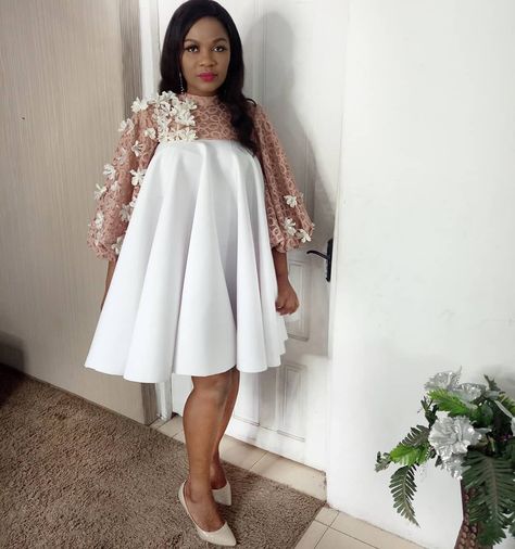 Modior olumekor on Instagram: “Our signature chicocodress dress in white and nude 😍😍 @rtw_byoludara In @modior_kors  Makeup : @clasyglaze  #chicocodress #modiorkors…” African Maternity Dresses, Short Gown Styles, Stylish Naija, Yoke Dress, African Dresses Modern, African Lace Dresses, Gown Styles, Short Gowns, Bodycon Dress With Sleeves